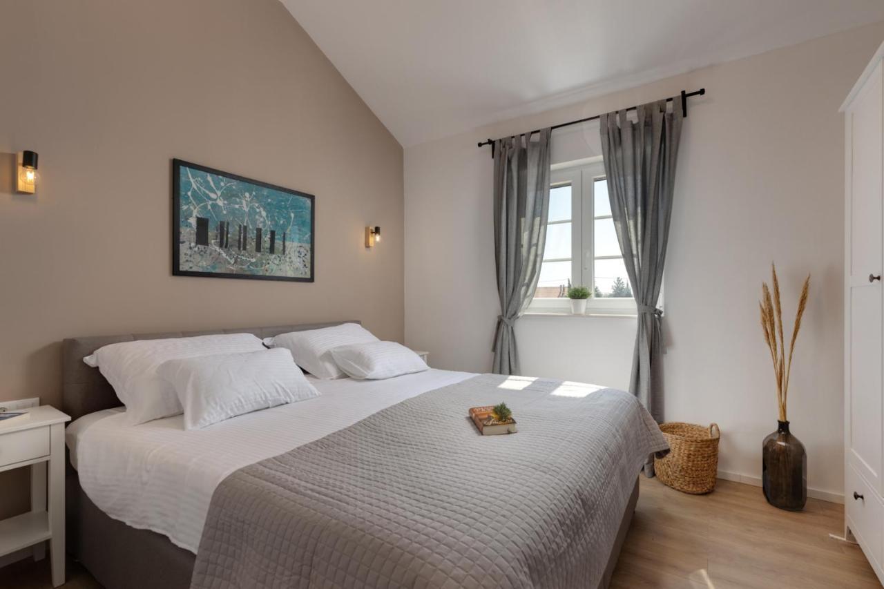 Villa Mediterra Prima Nin Luaran gambar