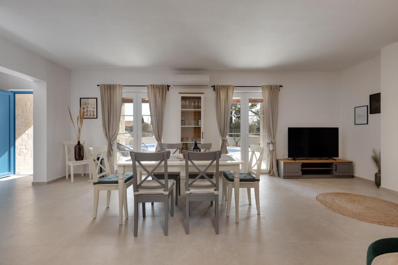 Villa Mediterra Prima Nin Luaran gambar