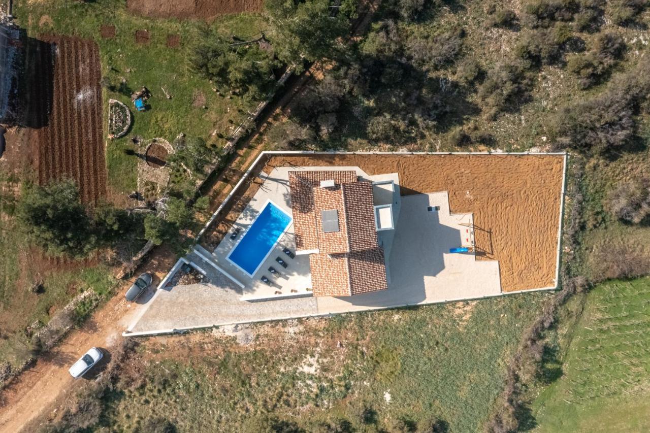 Villa Mediterra Prima Nin Luaran gambar